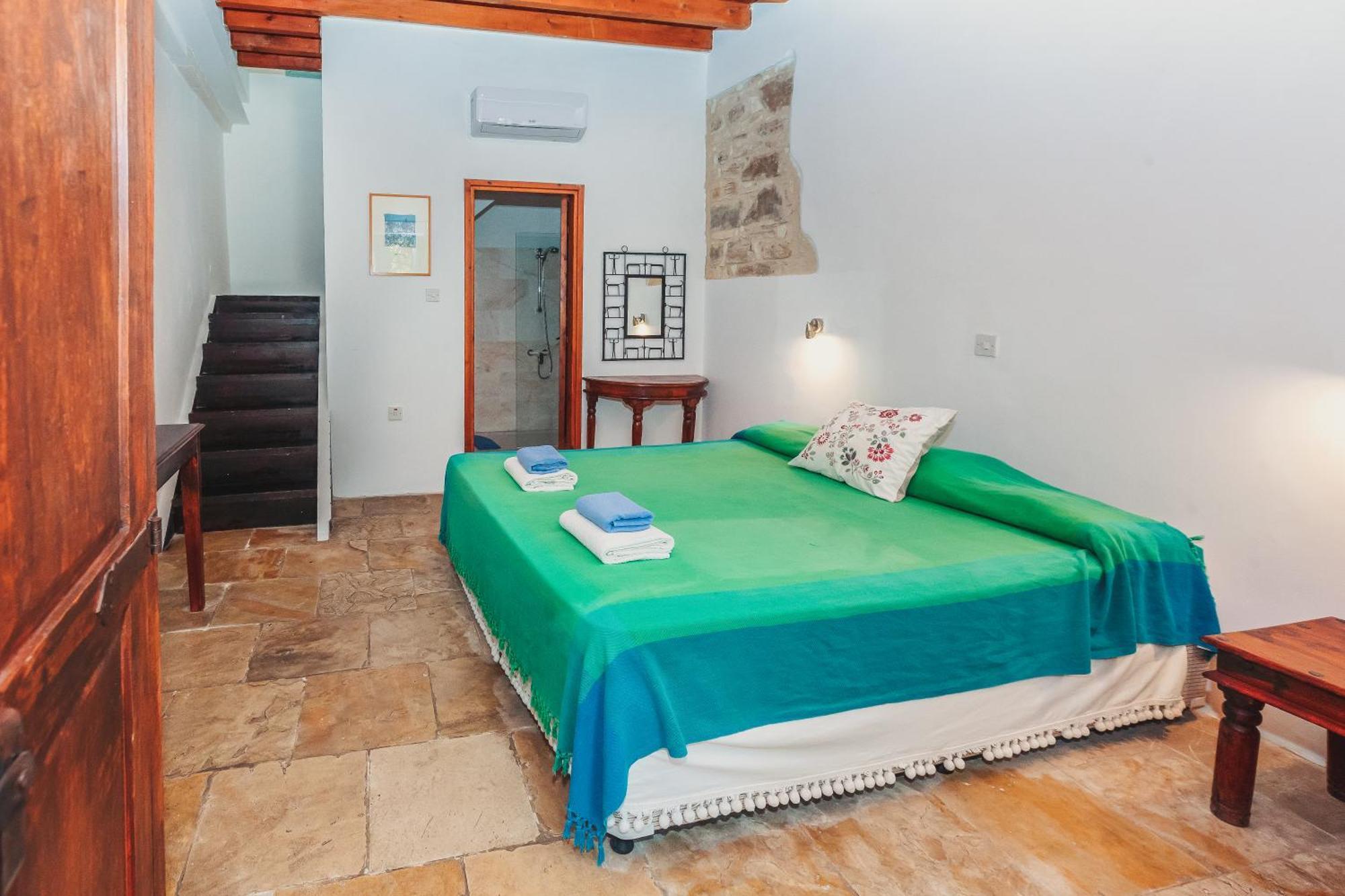 Archondia House - Holiday Apartments With Pool Калавасос Экстерьер фото